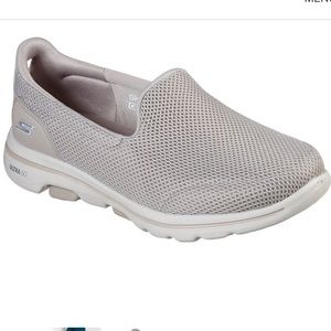 Skechers GOwalk 5